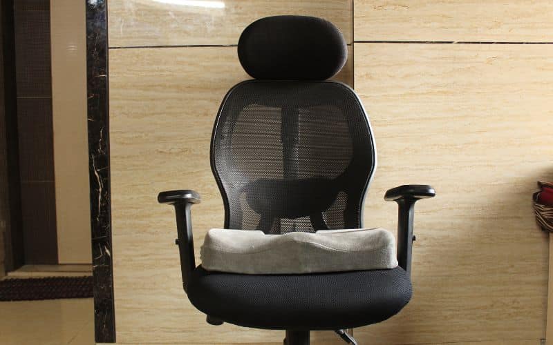 Le secret d'une assise confortable pour de longues heures de travail Le secret d'une assise confortable pour de longues heures de travail Bureautique secret assise confortable longues heures travail 4