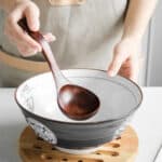 Ustensile de Cuisine Ergonomique Style Cuillère de Service en Bois