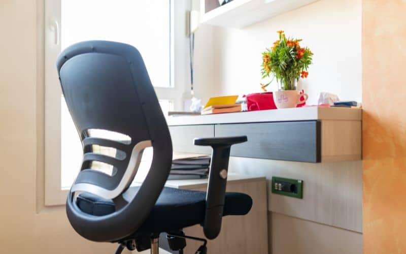 5 astuces pour améliorer son confort au travail 5 astuces pour améliorer son confort au travail Bureautique 5 astuces ameliorer confort travail 6